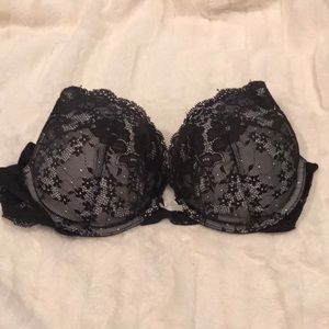 VS push up black and white lace bra.
